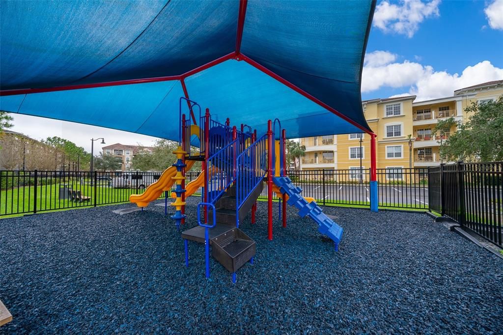 For Sale: $399,490 (2 beds, 2 baths, 1112 Square Feet)