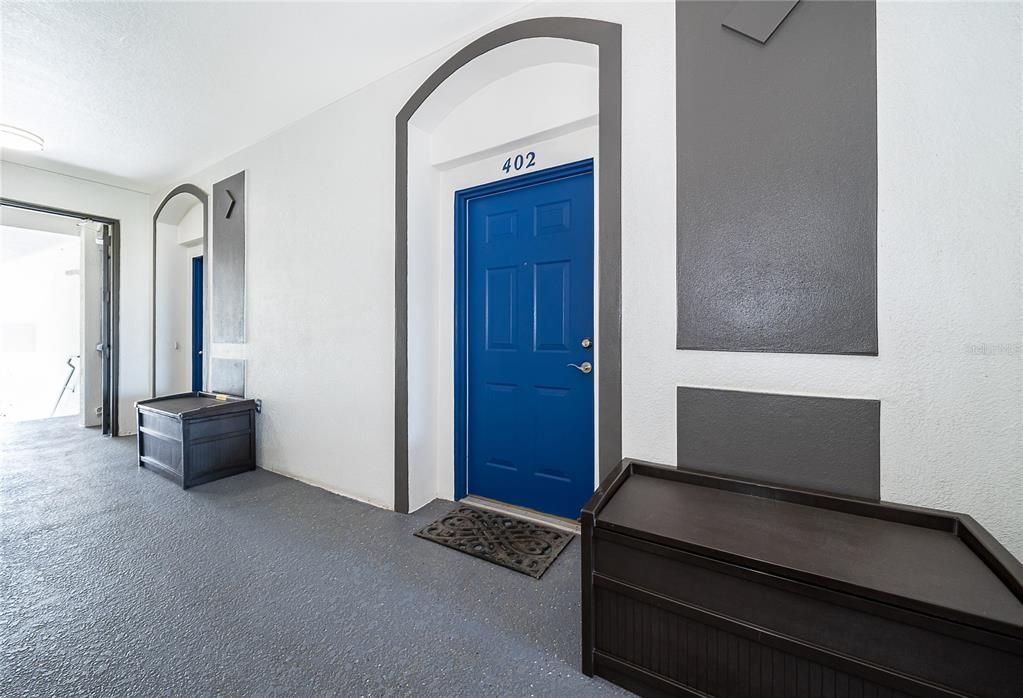 For Sale: $399,490 (2 beds, 2 baths, 1112 Square Feet)