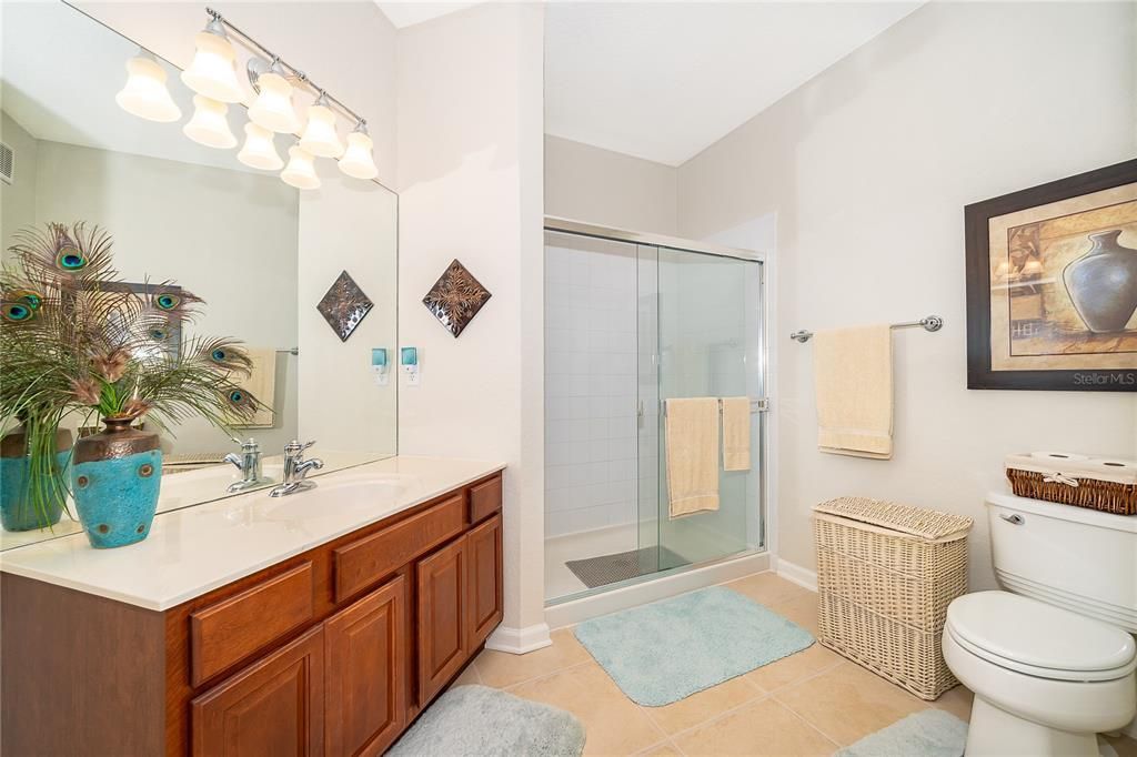 For Sale: $399,490 (2 beds, 2 baths, 1112 Square Feet)
