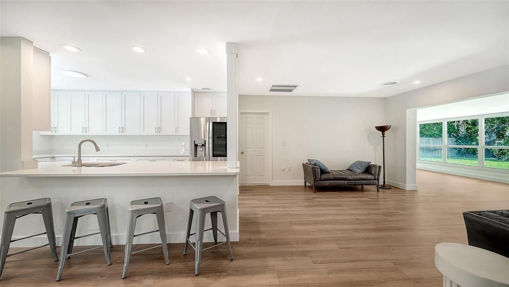 For Sale: $869,000 (3 beds, 3 baths, 2564 Square Feet)