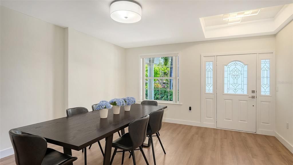 For Sale: $869,000 (3 beds, 3 baths, 2564 Square Feet)