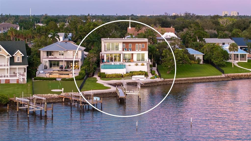 En Venta: $4,995,000 (5 camas, 5 baños, 4691 Pies cuadrados)