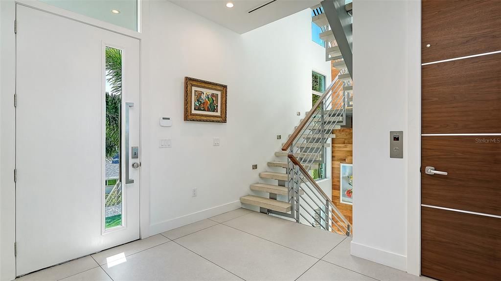 En Venta: $4,995,000 (5 camas, 5 baños, 4691 Pies cuadrados)