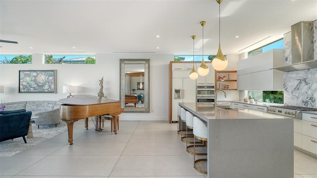 En Venta: $4,995,000 (5 camas, 5 baños, 4691 Pies cuadrados)
