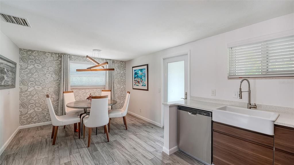 En Venta: $4,995,000 (5 camas, 5 baños, 4691 Pies cuadrados)