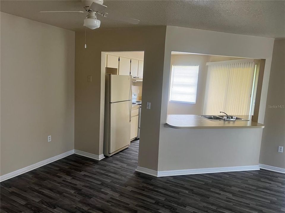 For Rent: $1,350 (2 beds, 2 baths, 2973 Square Feet)