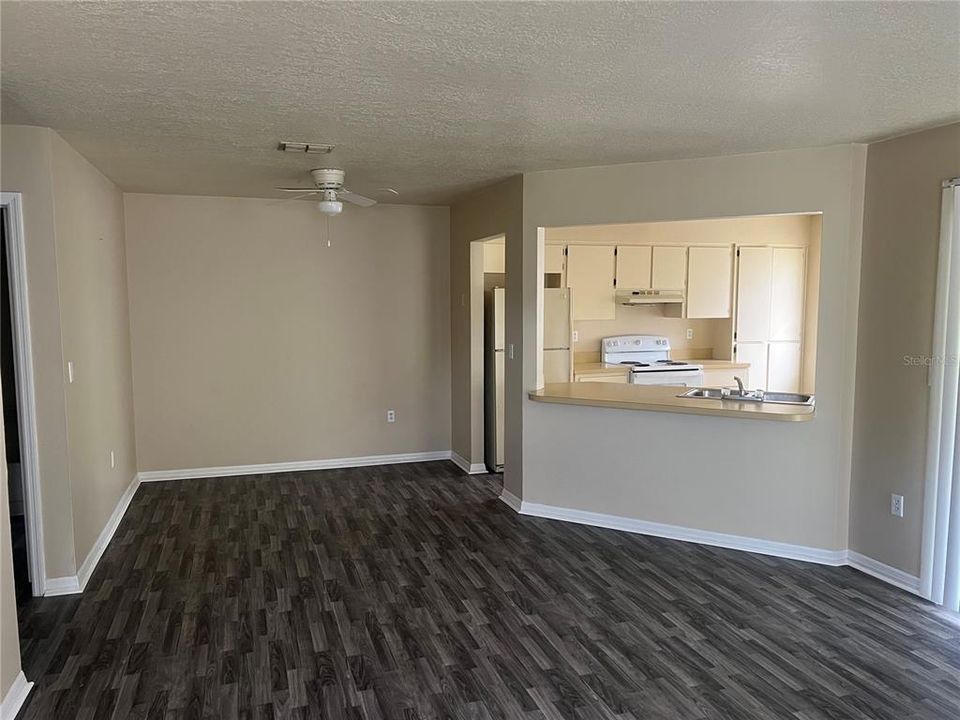 For Rent: $1,350 (2 beds, 2 baths, 2973 Square Feet)