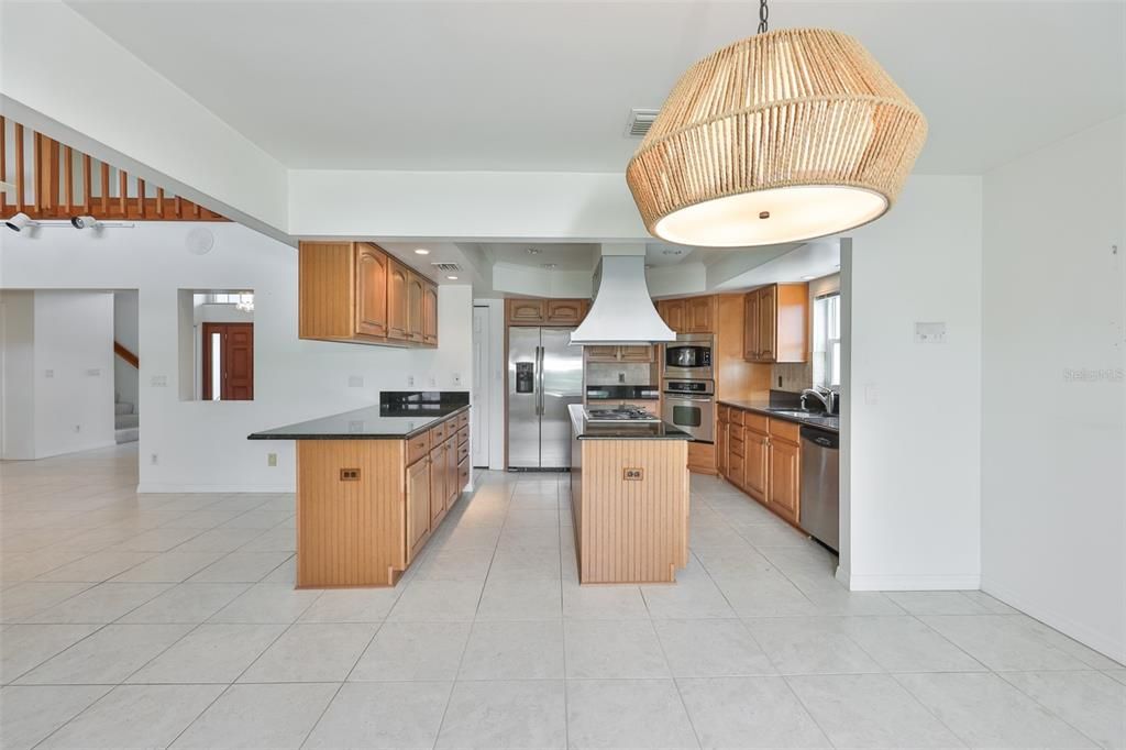 В аренду: $4,500 (3 спален, 2 ванн, 3850 Квадратных фут)