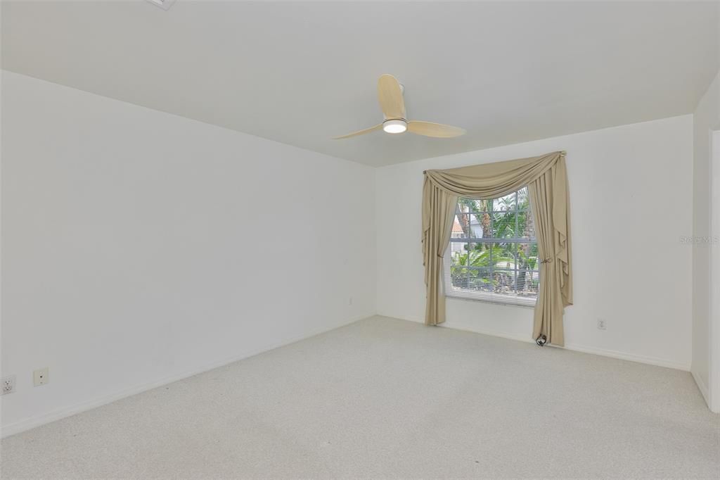 В аренду: $4,500 (3 спален, 2 ванн, 3850 Квадратных фут)