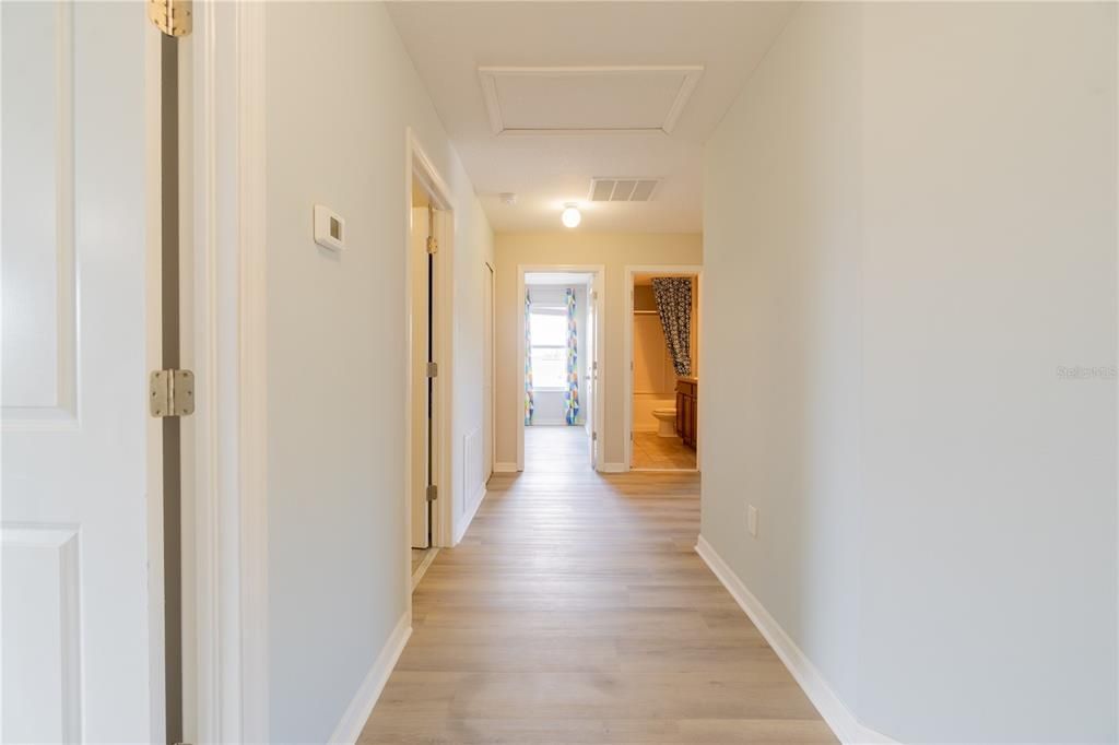 На продажу: $414,900 (4 спален, 2 ванн, 2650 Квадратных фут)