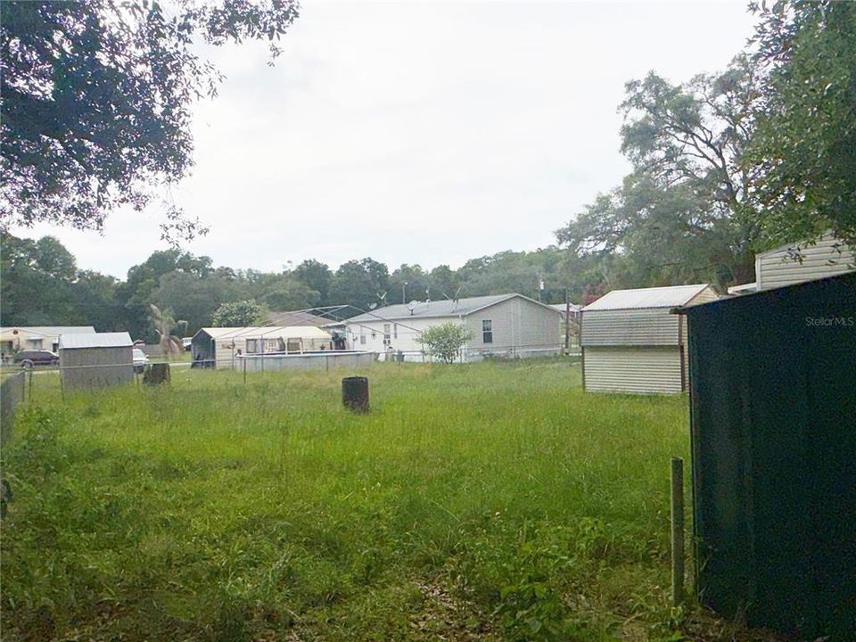 For Sale: $100,000 (2 beds, 1 baths, 728 Square Feet)