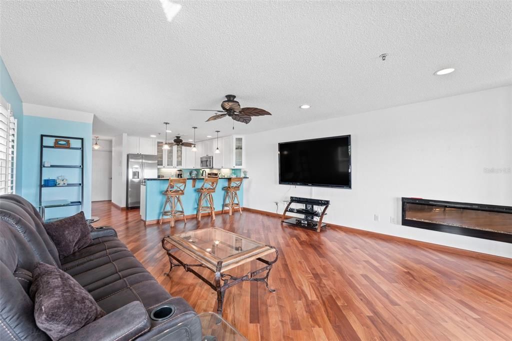 En Venta: $515,000 (2 camas, 2 baños, 1496 Pies cuadrados)