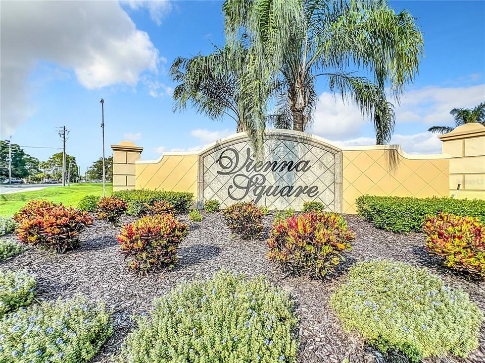 For Sale: $242,000 (2 beds, 2 baths, 1350 Square Feet)