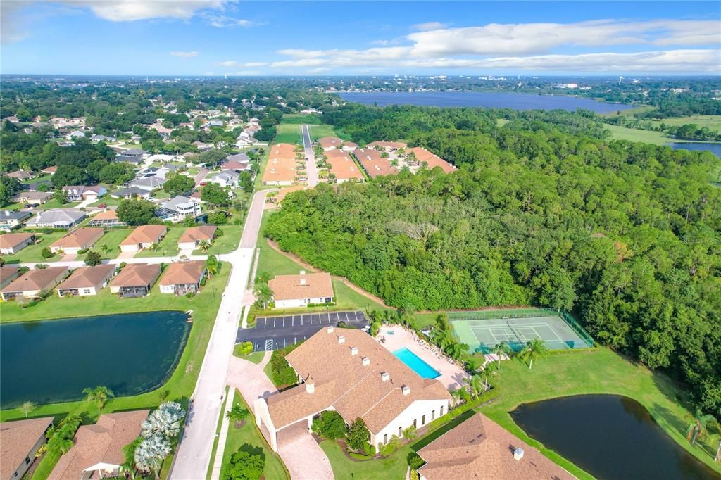 For Sale: $242,000 (2 beds, 2 baths, 1350 Square Feet)