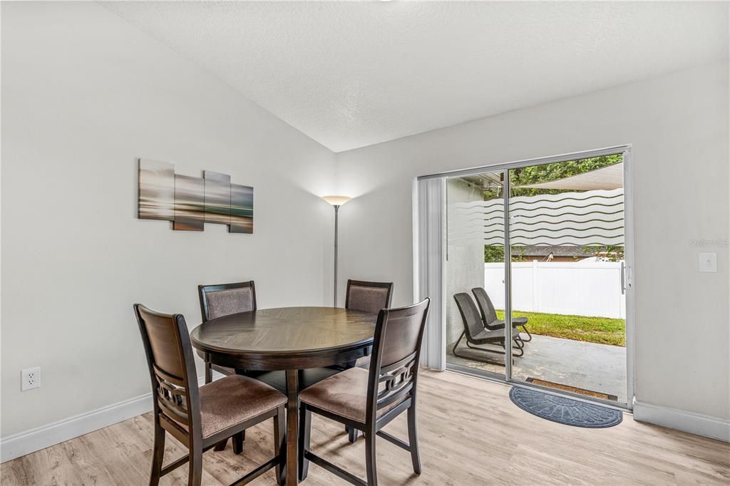 For Sale: $299,900 (3 beds, 2 baths, 1346 Square Feet)