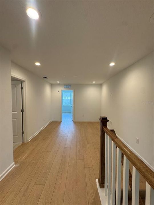 En Venta: $415,000 (3 camas, 2 baños, 2002 Pies cuadrados)