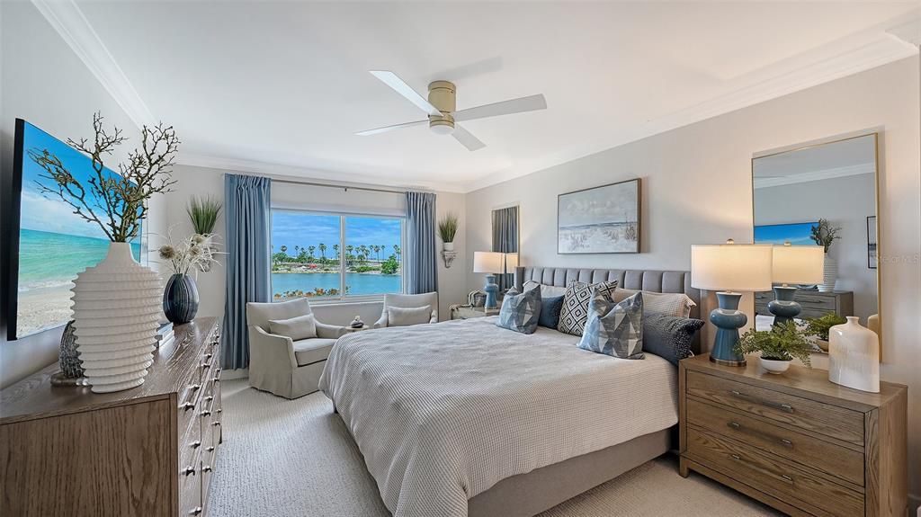 For Sale: $935,000 (2 beds, 2 baths, 1168 Square Feet)