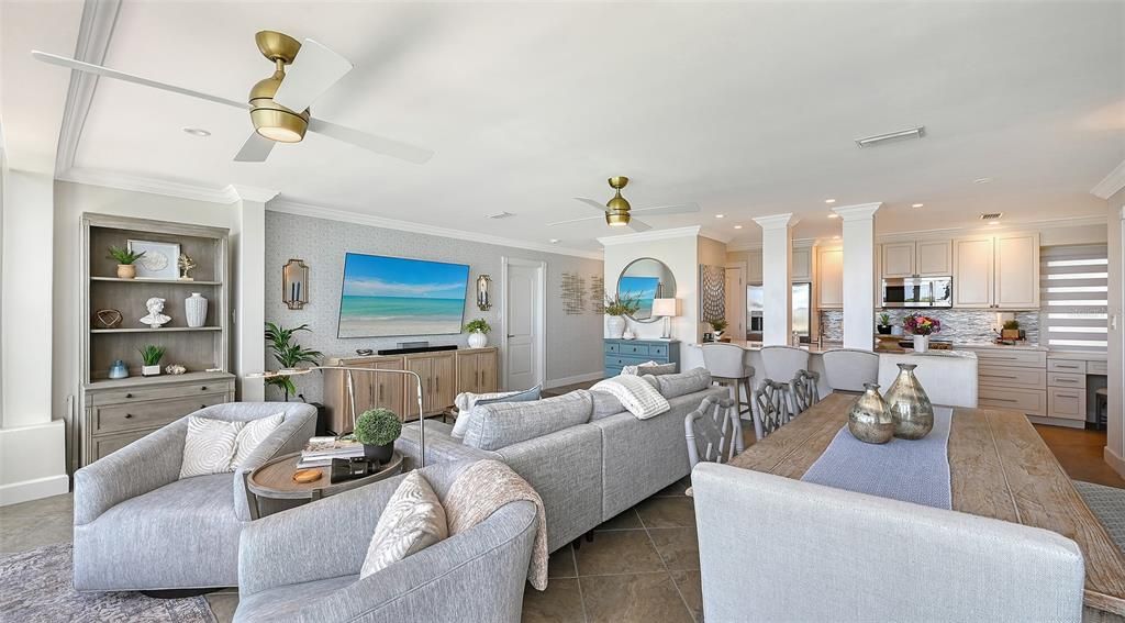 For Sale: $935,000 (2 beds, 2 baths, 1168 Square Feet)