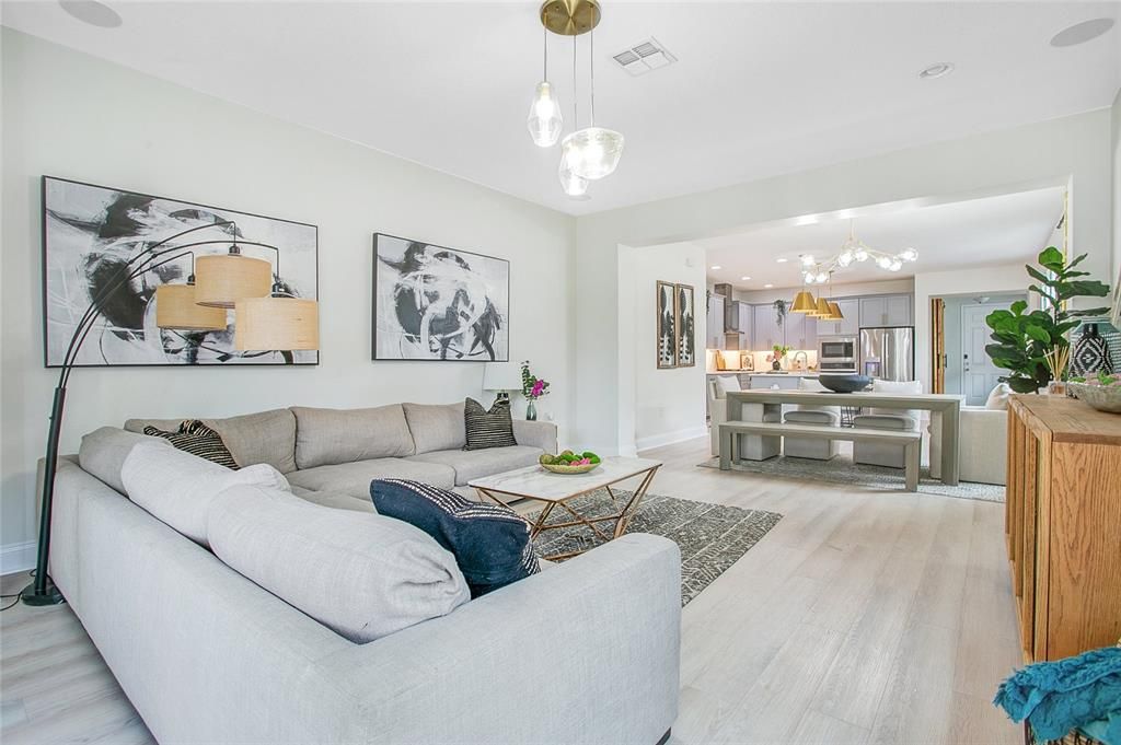 В аренду: $3,295 (4 спален, 2 ванн, 2278 Квадратных фут)