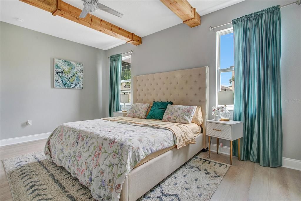 В аренду: $3,295 (4 спален, 2 ванн, 2278 Квадратных фут)