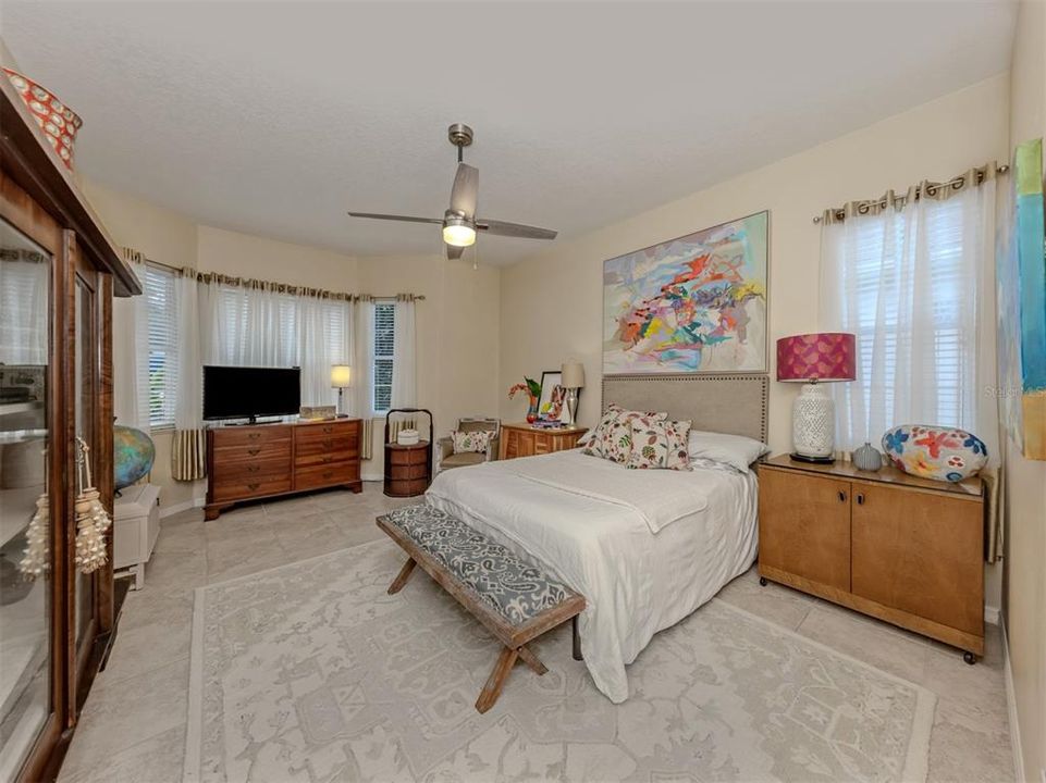 For Sale: $439,000 (3 beds, 2 baths, 1848 Square Feet)