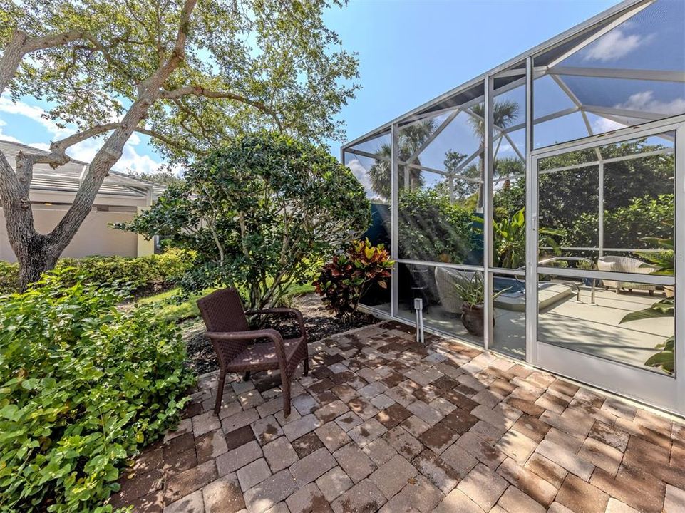 For Sale: $439,000 (3 beds, 2 baths, 1848 Square Feet)