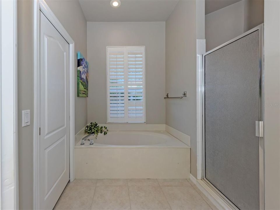 For Sale: $439,000 (3 beds, 2 baths, 1848 Square Feet)