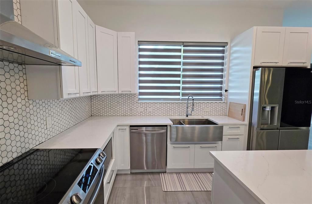 : $975,000 (3 camas, 2 baños, 2046 Pies cuadrados)