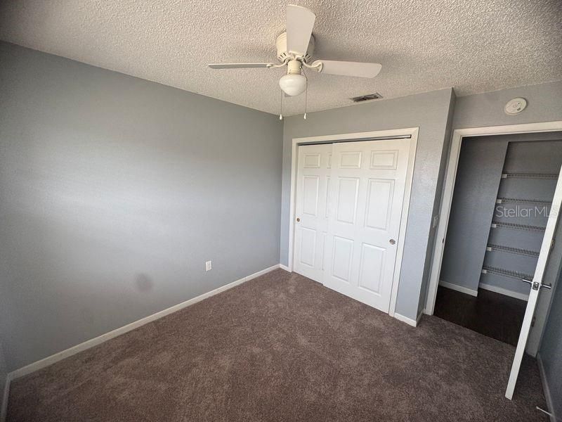 For Rent: $1,275 (2 beds, 1 baths, 6356 Square Feet)