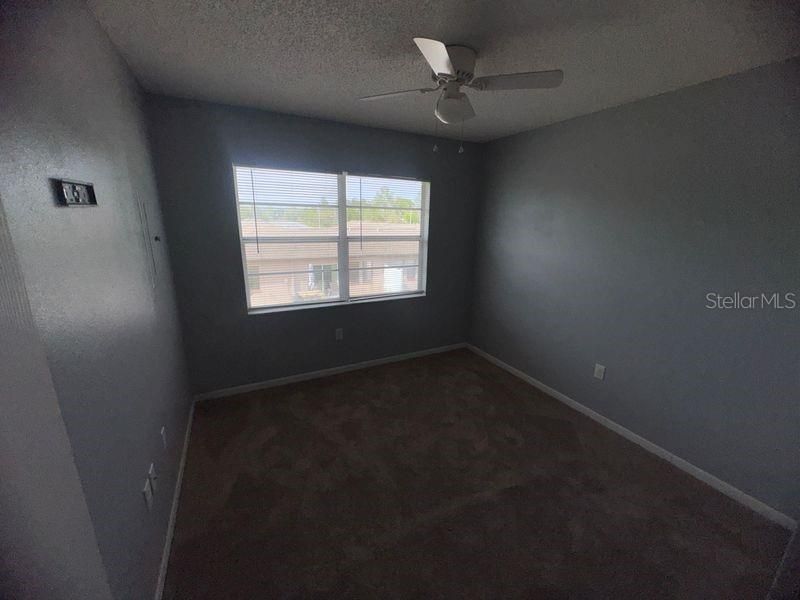 For Rent: $1,275 (2 beds, 1 baths, 6356 Square Feet)