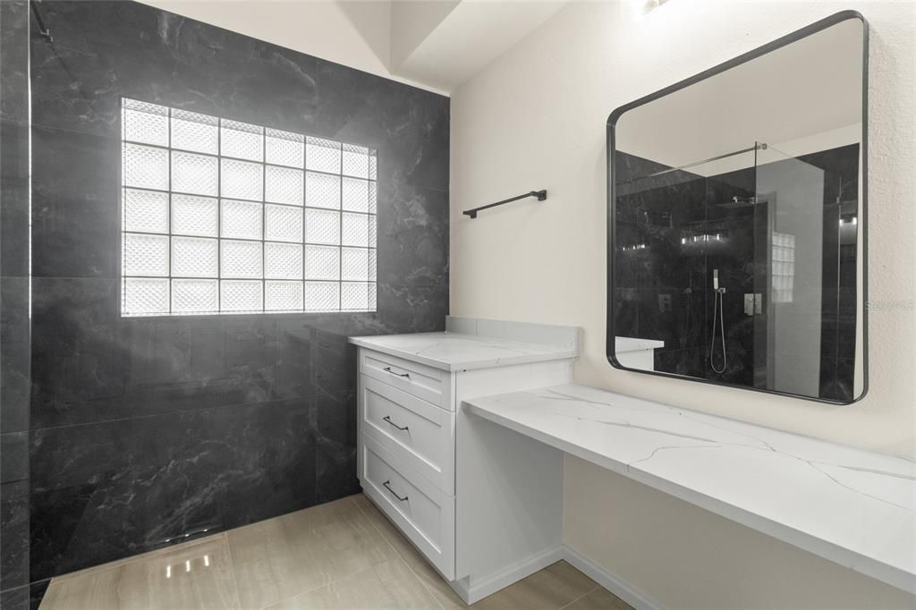 For Sale: $650,000 (5 beds, 3 baths, 2750 Square Feet)