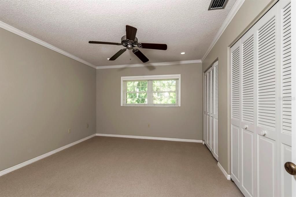 For Rent: $1,800 (2 beds, 2 baths, 1219 Square Feet)