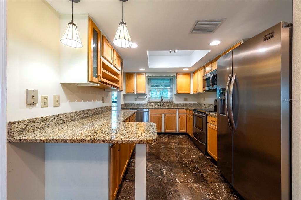 For Rent: $1,800 (2 beds, 2 baths, 1219 Square Feet)