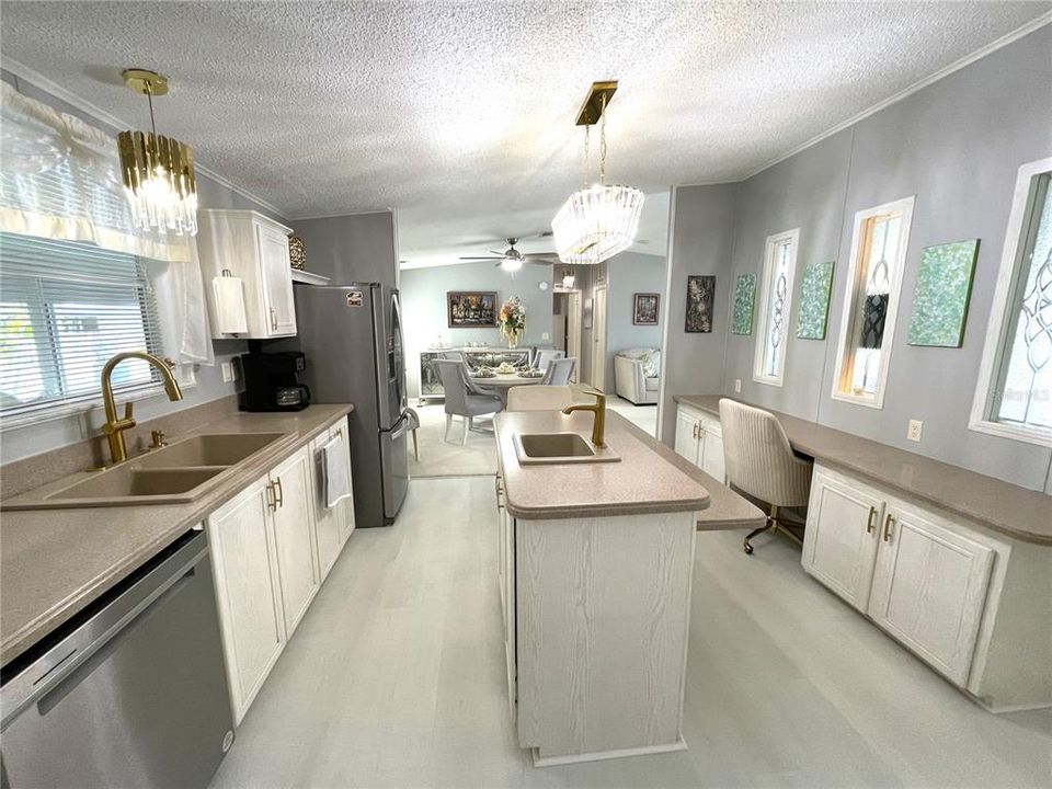 En Venta: $189,000 (3 camas, 2 baños, 1620 Pies cuadrados)
