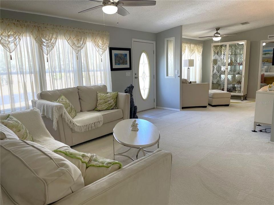 En Venta: $189,000 (3 camas, 2 baños, 1620 Pies cuadrados)