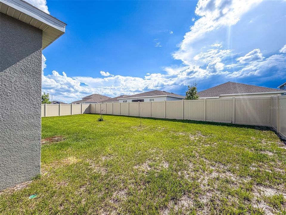 For Rent: $2,600 (4 beds, 3 baths, 2109 Square Feet)