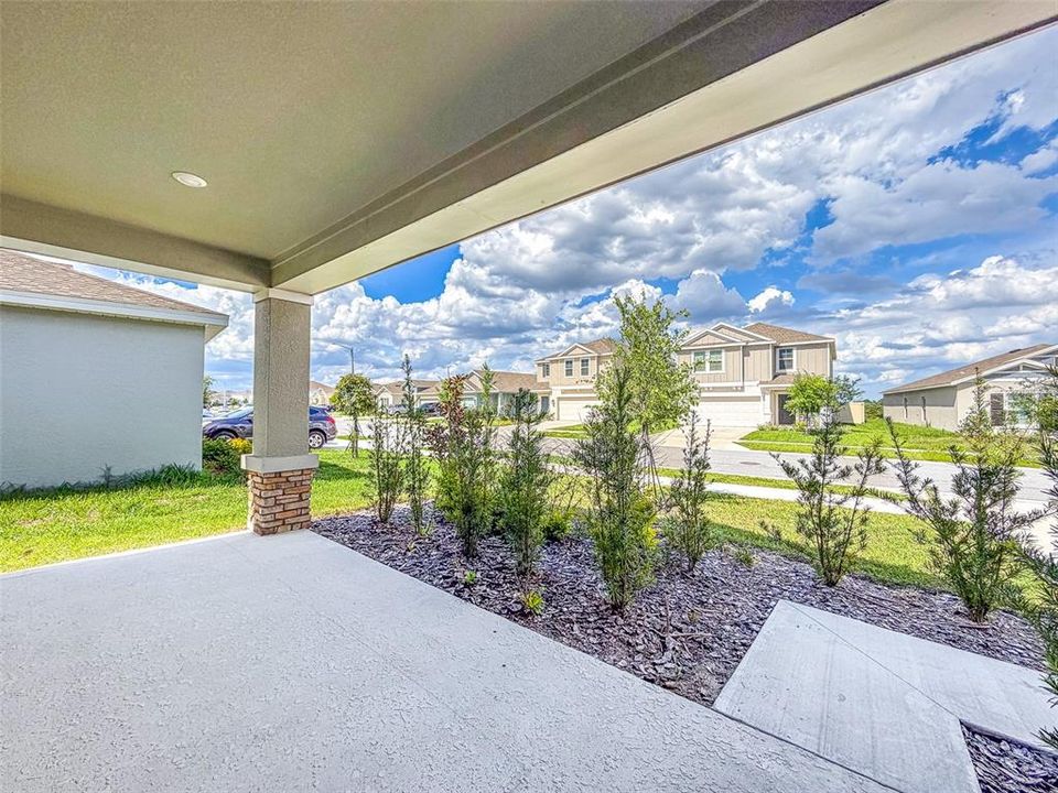For Rent: $2,600 (4 beds, 3 baths, 2109 Square Feet)