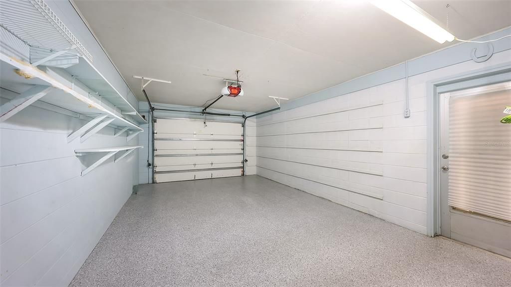 For Sale: $300,000 (2 beds, 2 baths, 1467 Square Feet)