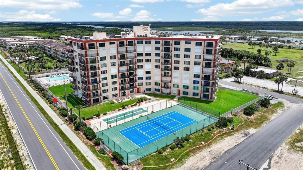 En Venta: $419,000 (3 camas, 3 baños, 1722 Pies cuadrados)