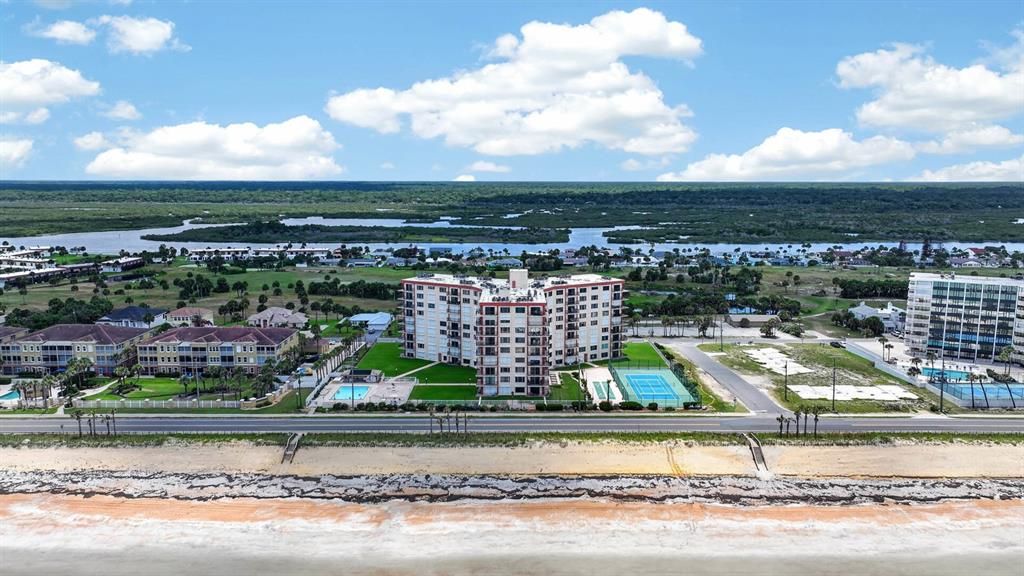 En Venta: $419,000 (3 camas, 3 baños, 1722 Pies cuadrados)