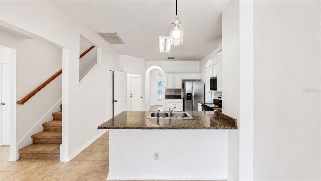 For Sale: $395,000 (4 beds, 3 baths, 2260 Square Feet)