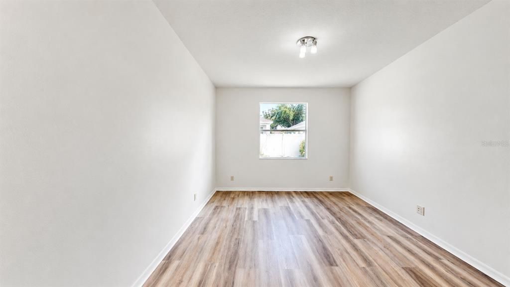 For Sale: $395,000 (4 beds, 3 baths, 2260 Square Feet)