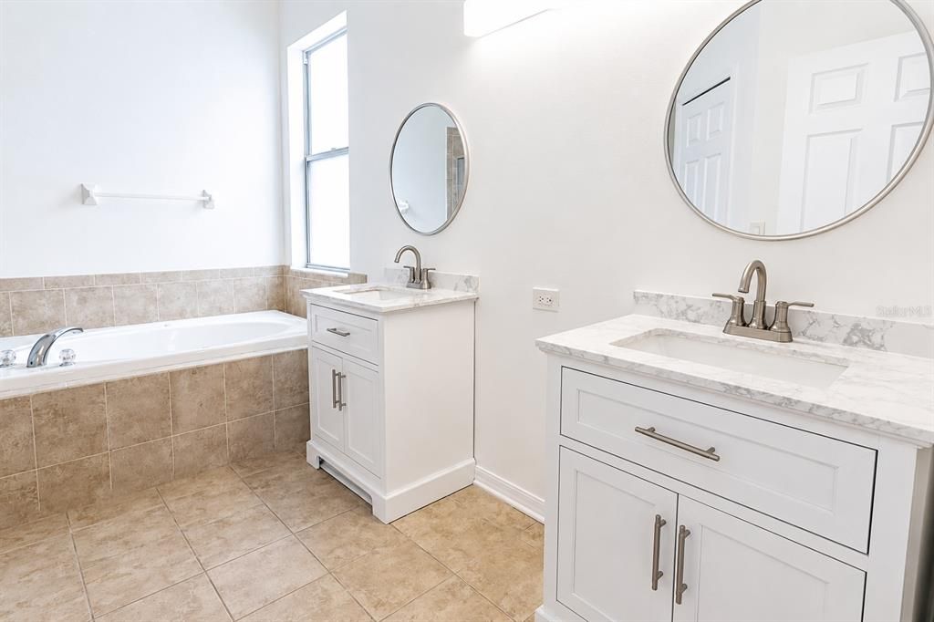For Sale: $395,000 (4 beds, 3 baths, 2260 Square Feet)