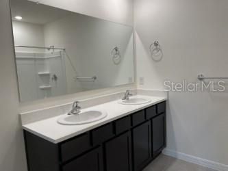 For Rent: $2,000 (3 beds, 2 baths, 1670 Square Feet)