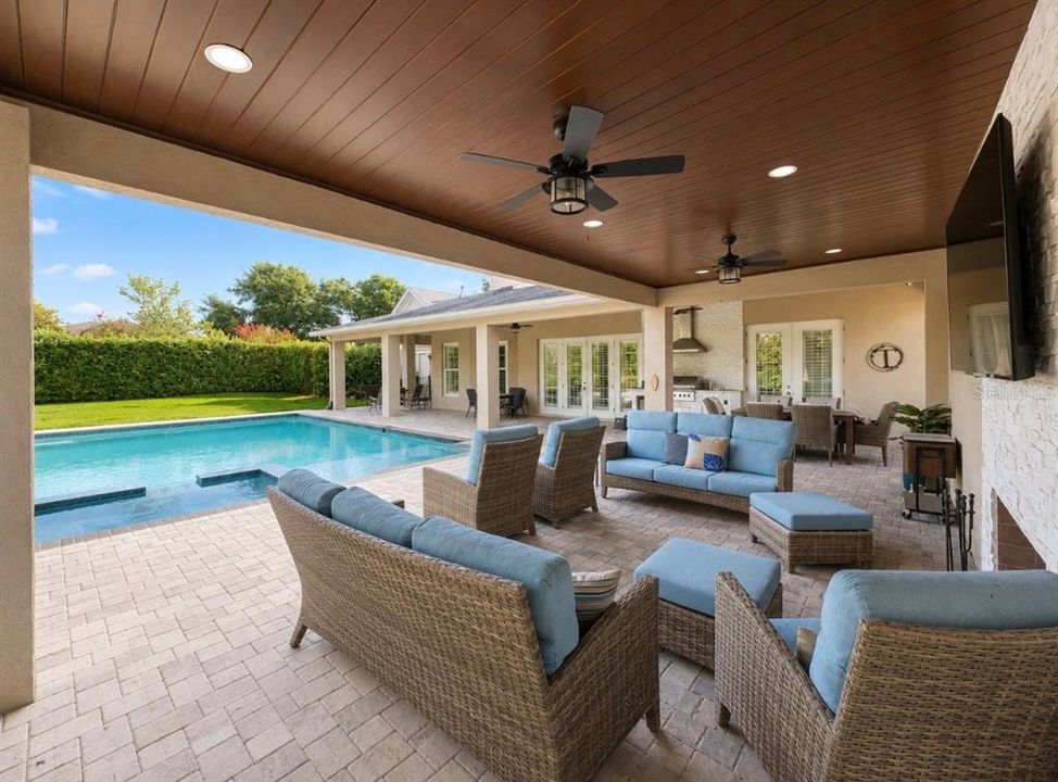 En Venta: $1,250,000 (4 camas, 4 baños, 3521 Pies cuadrados)