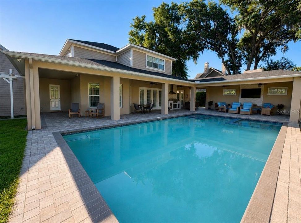En Venta: $1,250,000 (4 camas, 4 baños, 3521 Pies cuadrados)