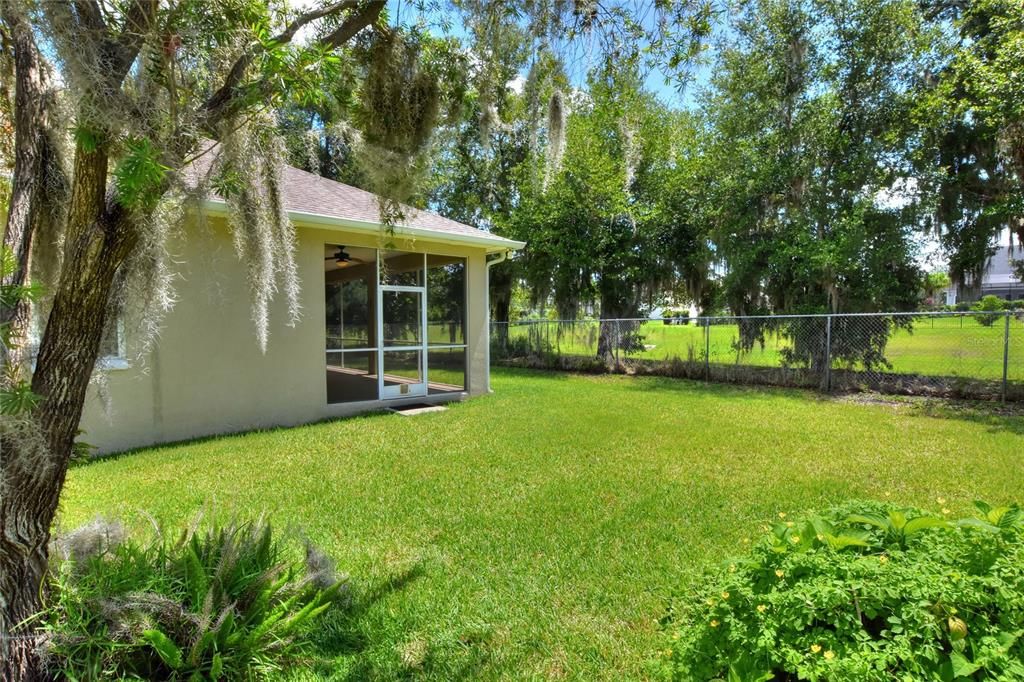 For Sale: $507,000 (3 beds, 2 baths, 2405 Square Feet)
