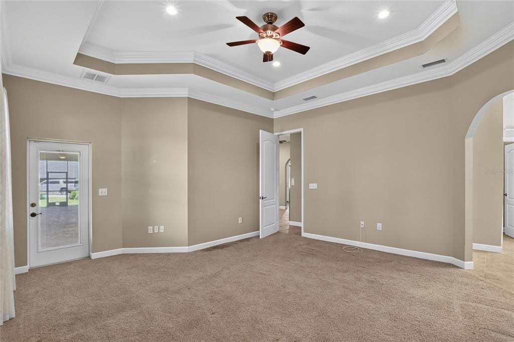 For Sale: $507,000 (3 beds, 2 baths, 2405 Square Feet)
