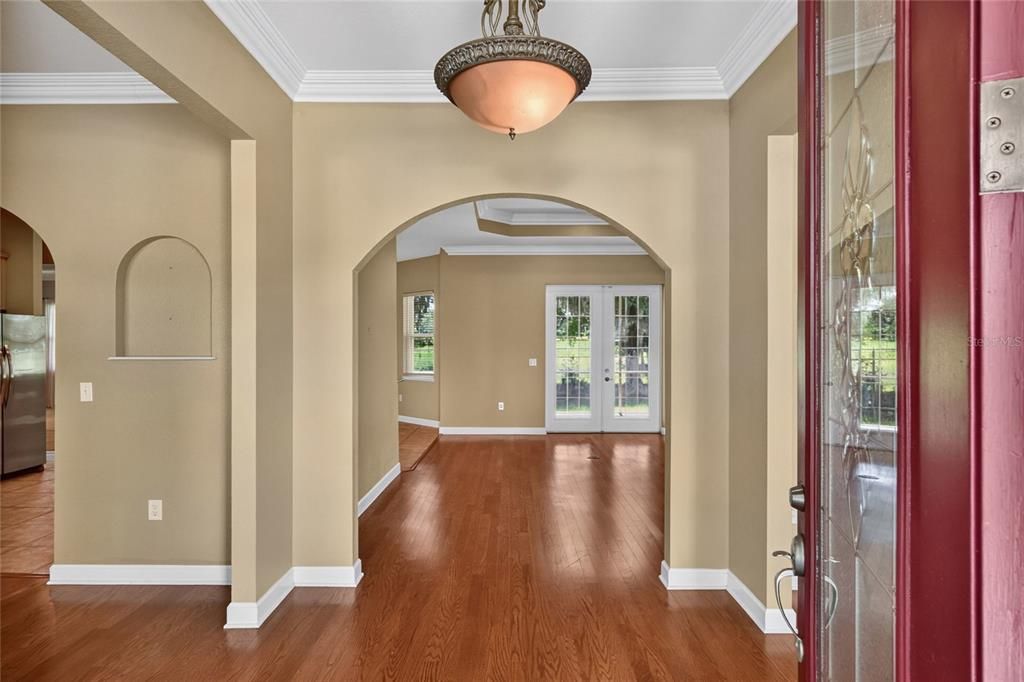 For Sale: $507,000 (3 beds, 2 baths, 2405 Square Feet)