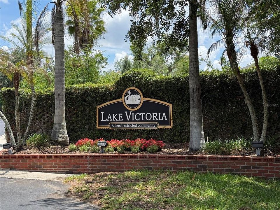 For Sale: $507,000 (3 beds, 2 baths, 2405 Square Feet)